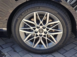 Genesis G80 2.5T AWD 2026