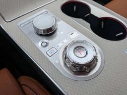 Genesis GV80 Prestige 2.5T AWD 2026