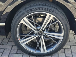 Genesis GV80 Coupe 3.5T e-SC AWD 2026