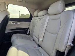 Genesis GV70 2.5T AWD 2026