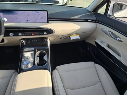 Genesis GV70 2.5T AWD 2026