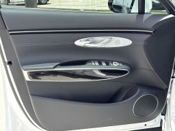 Genesis GV70 2.5T AWD 2026