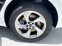 Genesis GV70 2.5T AWD 2026