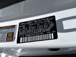 Genesis GV70 2.5T AWD 2026