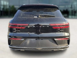 Genesis GV70 2.5T Select AWD 2026