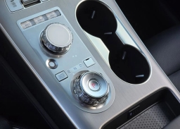 Genesis GV70 2.5T AWD 2026