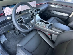 Genesis GV70 2.5T Select AWD 2026