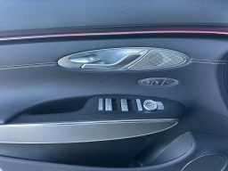 Genesis GV70 2.5T Select AWD 2026