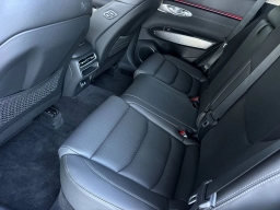 Genesis GV70 2.5T Select AWD 2026