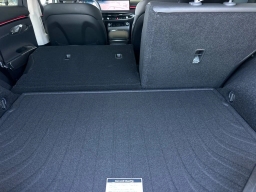 Genesis GV70 2.5T Select AWD 2026