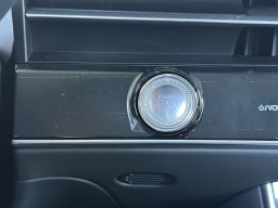 Genesis GV70 2.5T Select AWD 2026