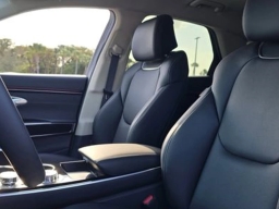 Genesis GV70 2.5T AWD 2026