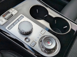 Genesis GV70 2.5T AWD 2026