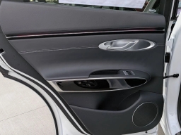 Genesis GV70 2.5T AWD 2026