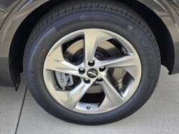 Genesis GV70 2.5T Advanced AWD 2026