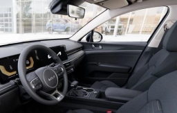 Kia K5 LXS Auto FWD 2026