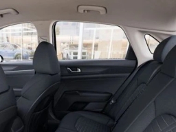 Kia K5 LXS Auto FWD 2026