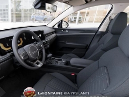 Kia K5 LXS Auto FWD 2026