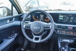 Kia K5 LXS Auto FWD 2026