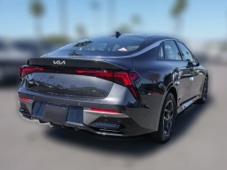 Kia K5 LXS Auto FWD 2026