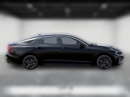 Kia K5 LXS Auto FWD 2026