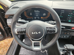 Kia K5 LXS Auto FWD 2026