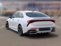 Kia K5 LXS Auto FWD 2026