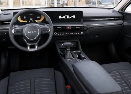 Kia K5 LXS Auto FWD 2026