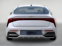 Kia K5 LXS Auto FWD 2026
