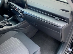 Kia K5 LXS Auto FWD 2026