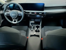 Kia K5 LXS Auto FWD 2026