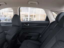 Kia K5 LXS Auto FWD 2026