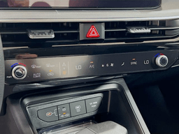 Kia K5 LXS Auto FWD 2026