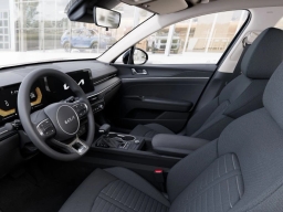 Kia K5 LXS Auto FWD 2026