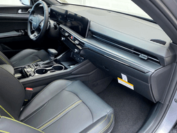 Kia K5 GT DCT FWD 2026