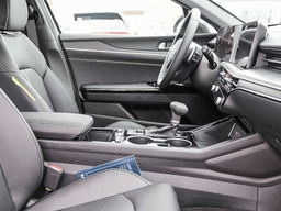 Kia K5 GT DCT FWD 2026