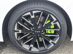 Kia K5 GT DCT FWD 2026