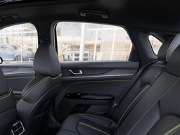 Kia K5 GT DCT FWD 2026