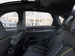 Kia K5 GT DCT FWD 2026