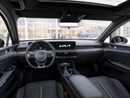 Kia K5 GT DCT FWD 2026