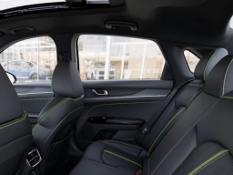 Kia K5 GT DCT FWD 2026