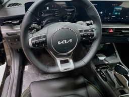 Kia K5 GT DCT FWD 2026