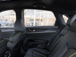 Kia K5 GT DCT FWD 2026