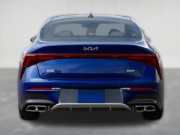 Kia K5 GT DCT FWD 2026