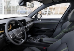 Kia K5 GT DCT FWD 2026