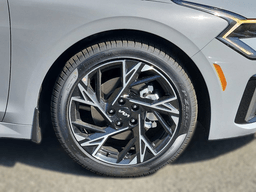 Kia K5 GT-Line Auto FWD 2025