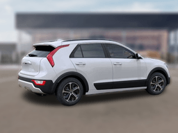 Kia Niro LX FWD 2025