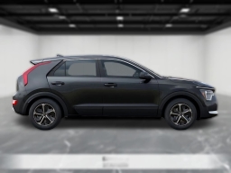Kia Niro LX FWD 2026