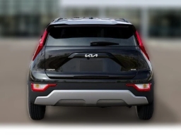 Kia Niro LX FWD 2026