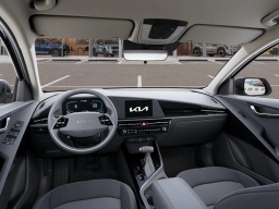 Kia Niro LX FWD 2026